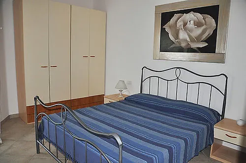 سان تيودورو Villa Stefania فندق